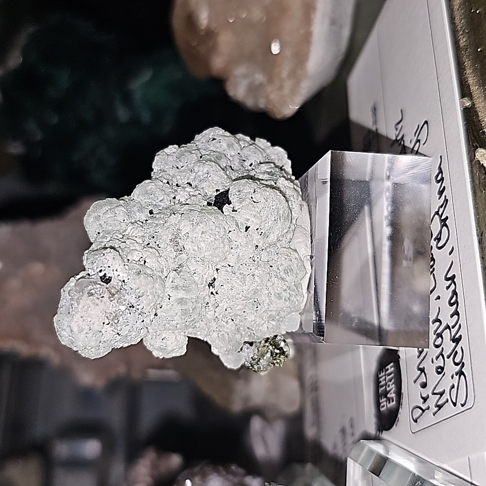 Prenite epidote quartz - Picture 3 of 6